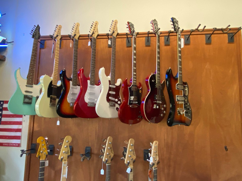 Electric Guitars - Jerry Lee's Music Store
